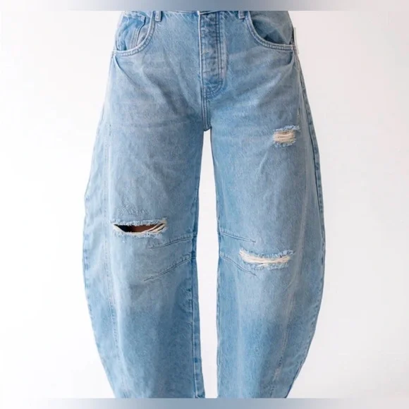 BRAND NEW! We The Free Women's Blue Distressed Wide Leg Jeans Boyfriend Jeans. - Picture 2 of 8